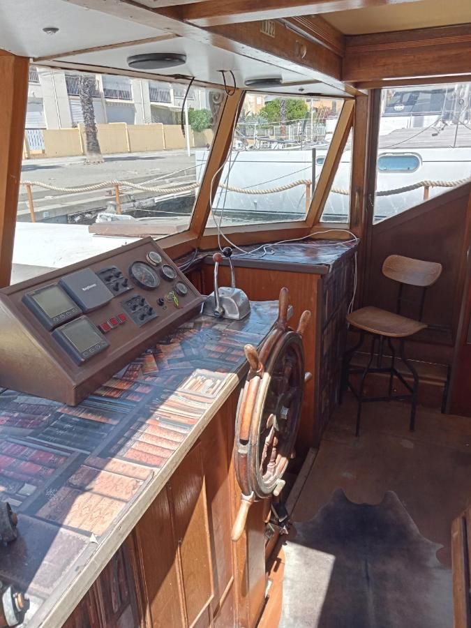 Bateau De Pirates Hotel กรุยซ็อง ภายนอก รูปภาพ